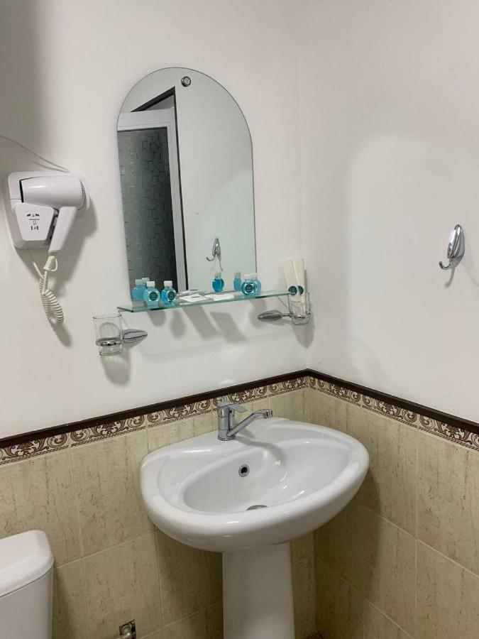 Ikan Registon Hotel Samarkand Ngoại thất bức ảnh