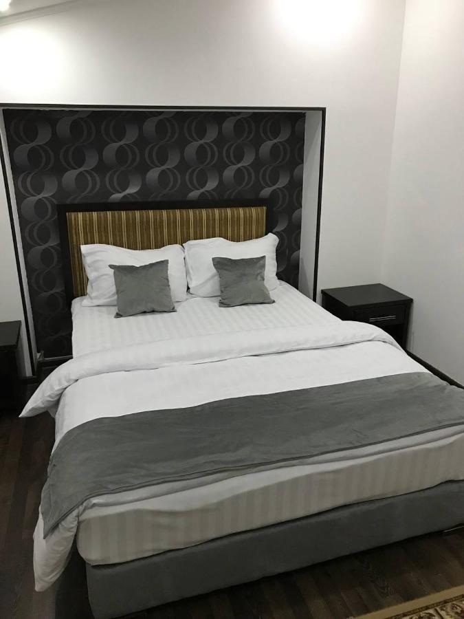Ikan Registon Hotel Samarkand Ngoại thất bức ảnh